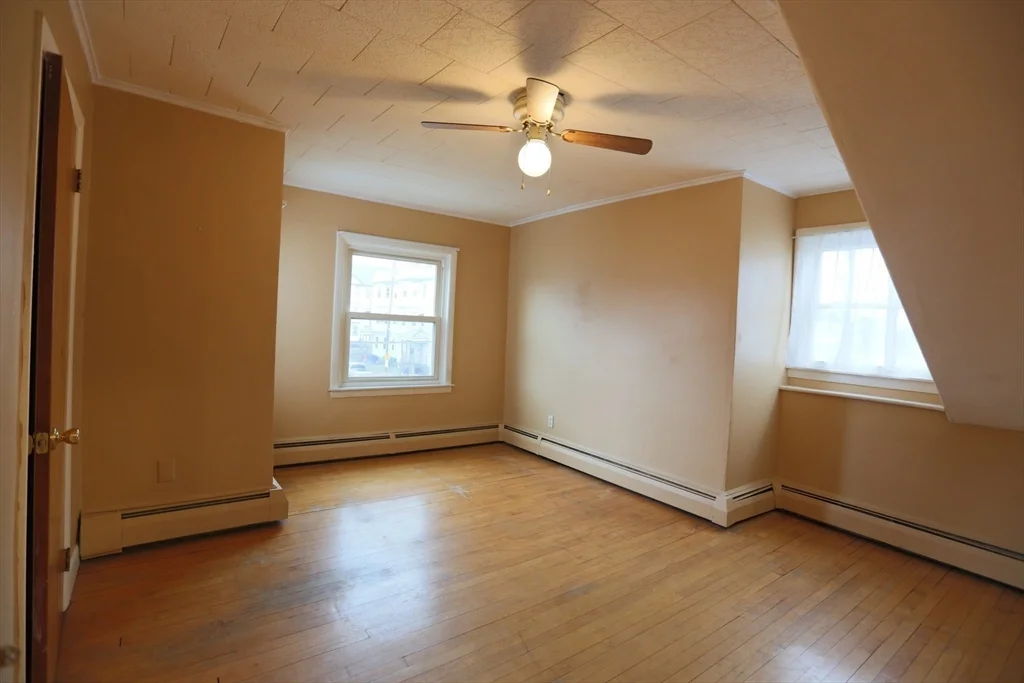 1 bed, 1 bath apartment for rent at 889 Pine Unit 3, Fall River — photo 7 of 16