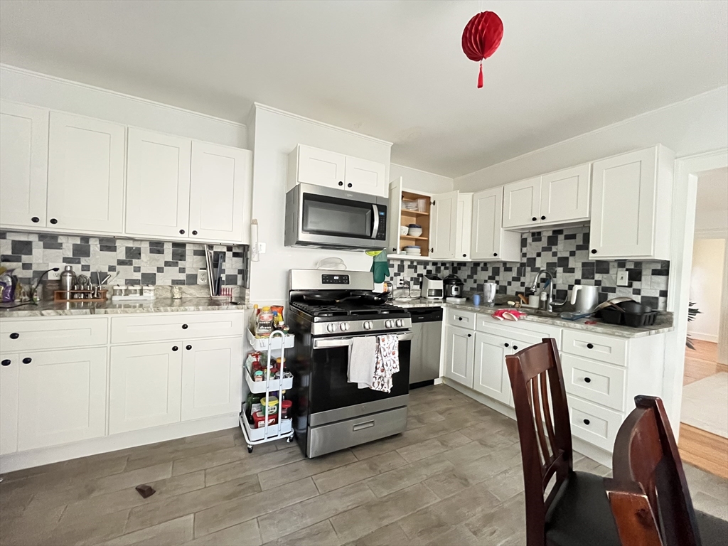 3 bed, 1 bath apartment for rent at 89 6th, East Cambridge — photo 9 of 20