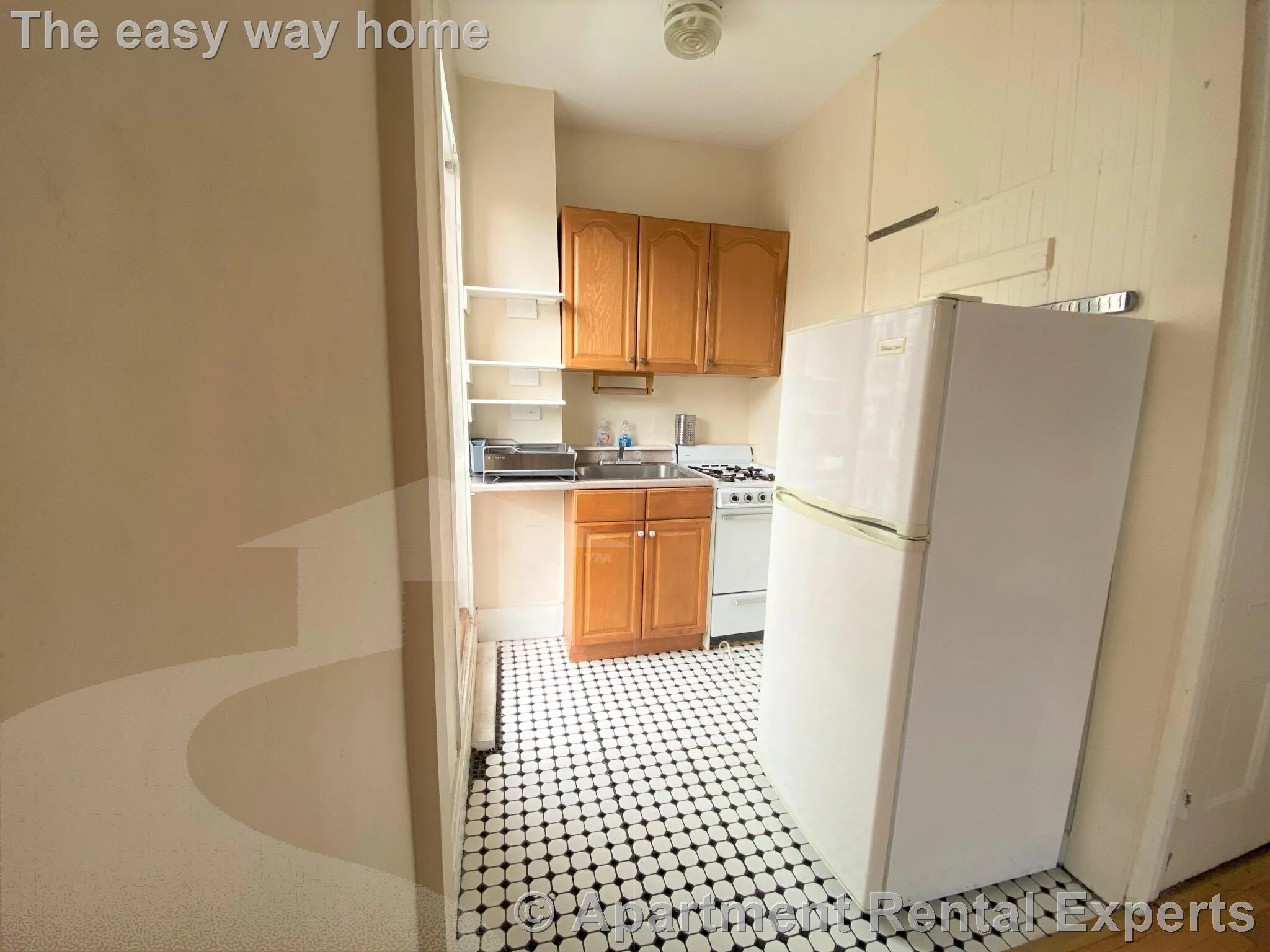Studio bed, 1 bath apartment for rent at 89-91 Hancock St Unit 10, Central Square — photo 6 of 8