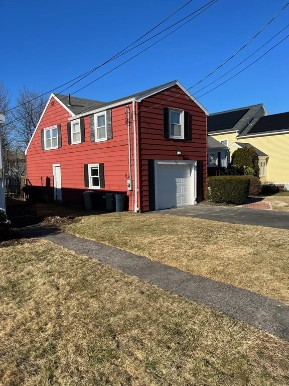 3 bed, 2 bath apartment for rent at 89 Ashworth Rd, Squantum — photo 3 of 29