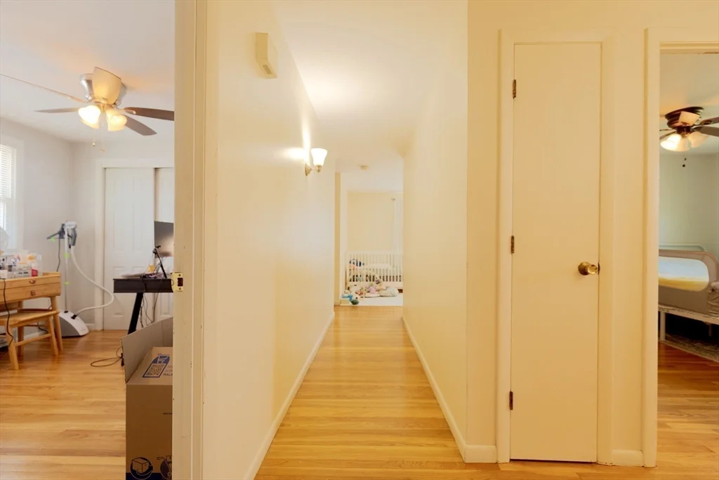 3 bed, 1 bath apartment for rent at 89 Brayton Rd Unit 2, Brighton — photo 8 of 29