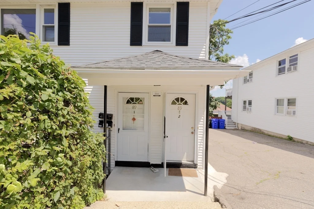 3 bed, 1 bath apartment for rent at 89 Brayton Rd Unit 2, Brighton — photo 29 of 33