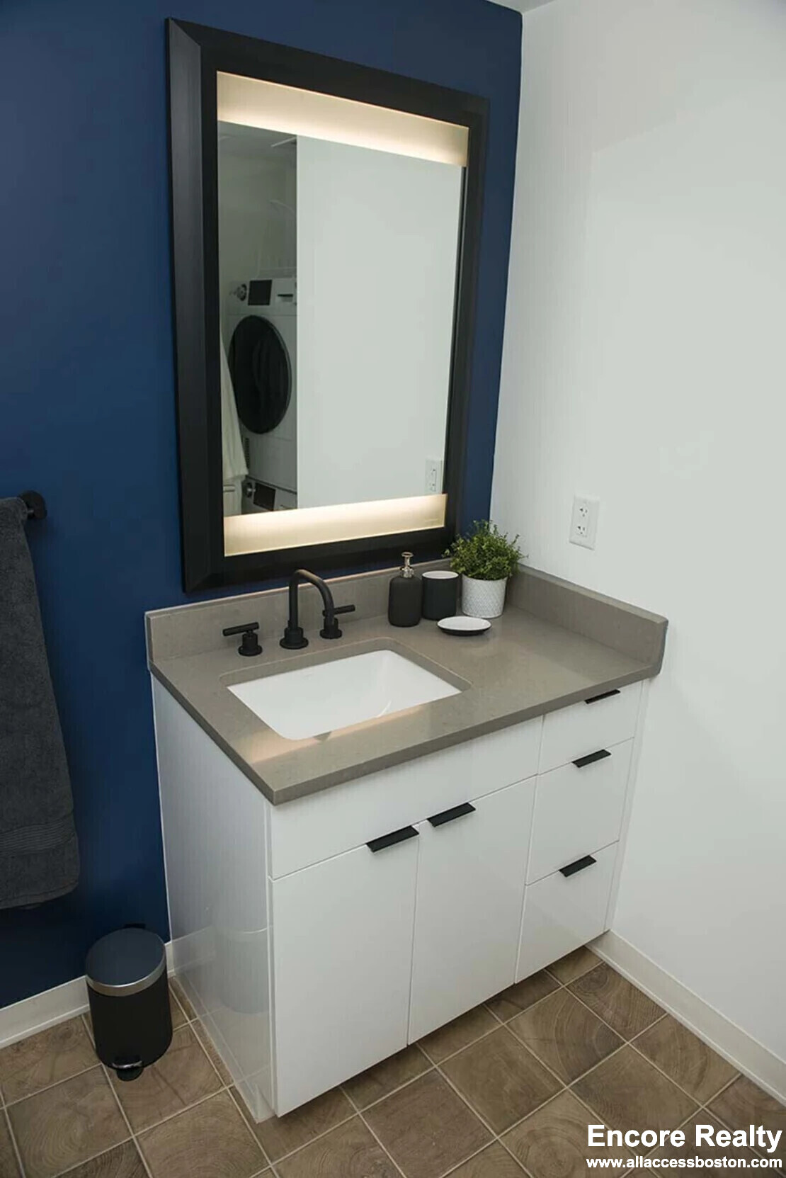 1 bed, 1 bath apartment for rent at 89 Brighton Ave Unit 2, Allston — photo 2 of 4