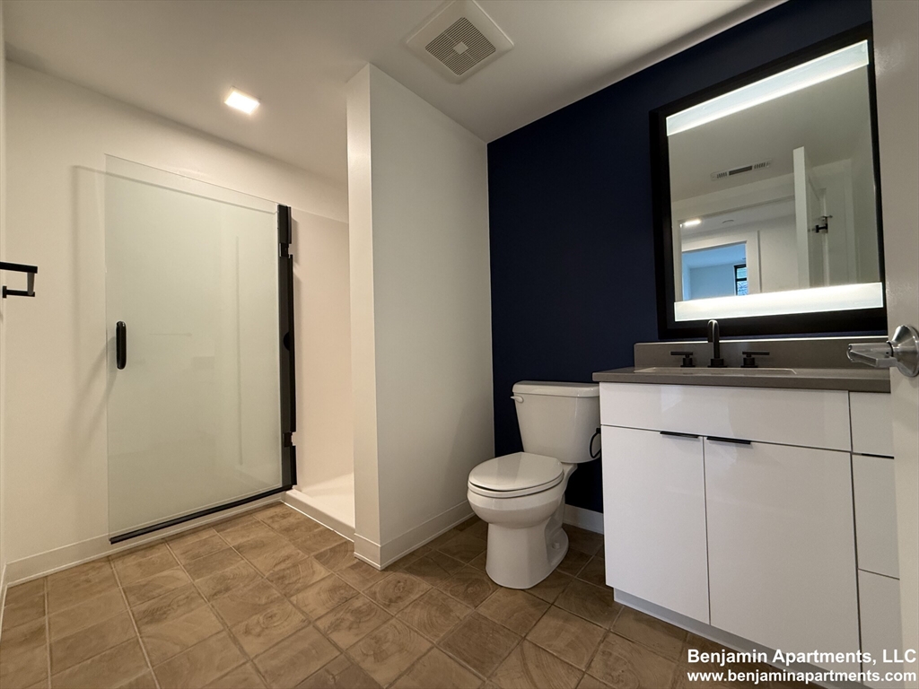 2 bed, 2 bath apartment for rent at 89 Brighton Ave Unit 201, Allston — photo 16 of 16
