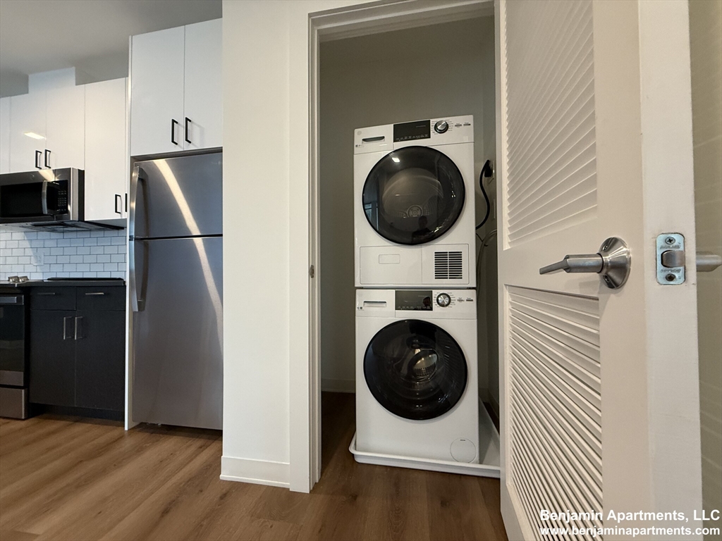 2 bed, 2 bath apartment for rent at 89 Brighton Ave Unit 201, Allston — photo 8 of 16