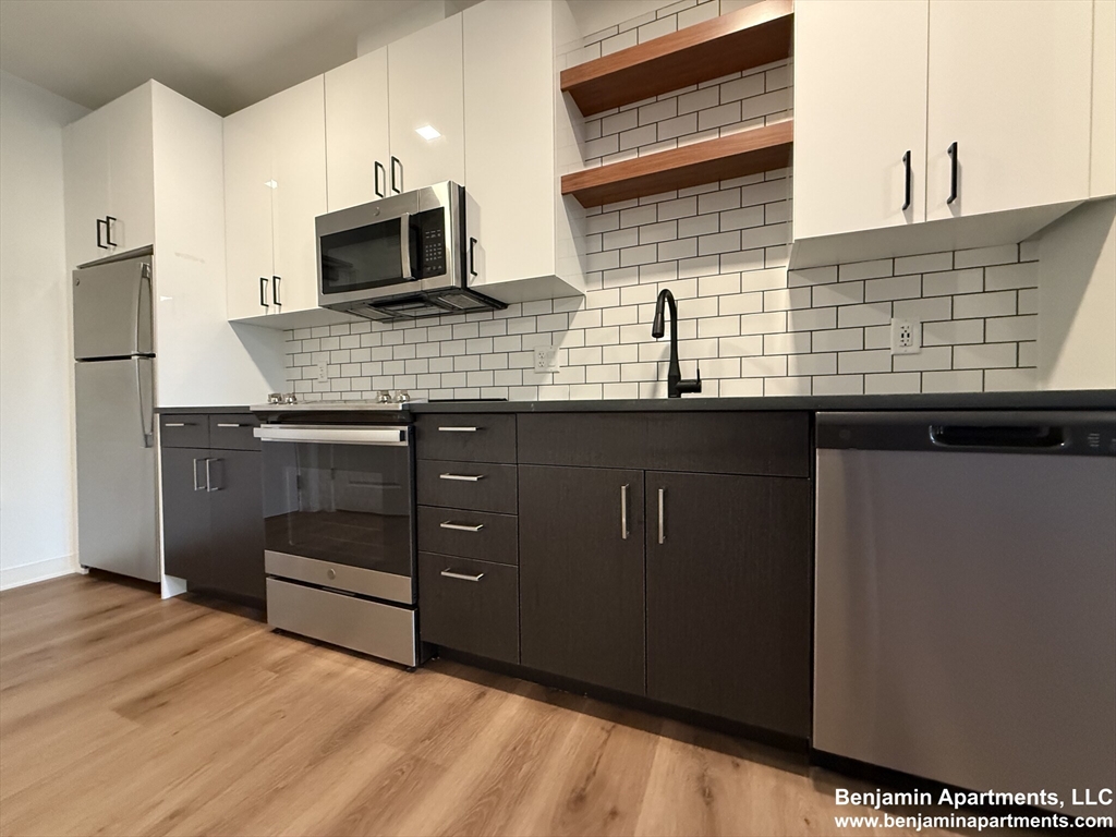 Studio bed, 1 bath apartment for rent at 89 Brighton Ave Unit 210, Allston — photo 6 of 9