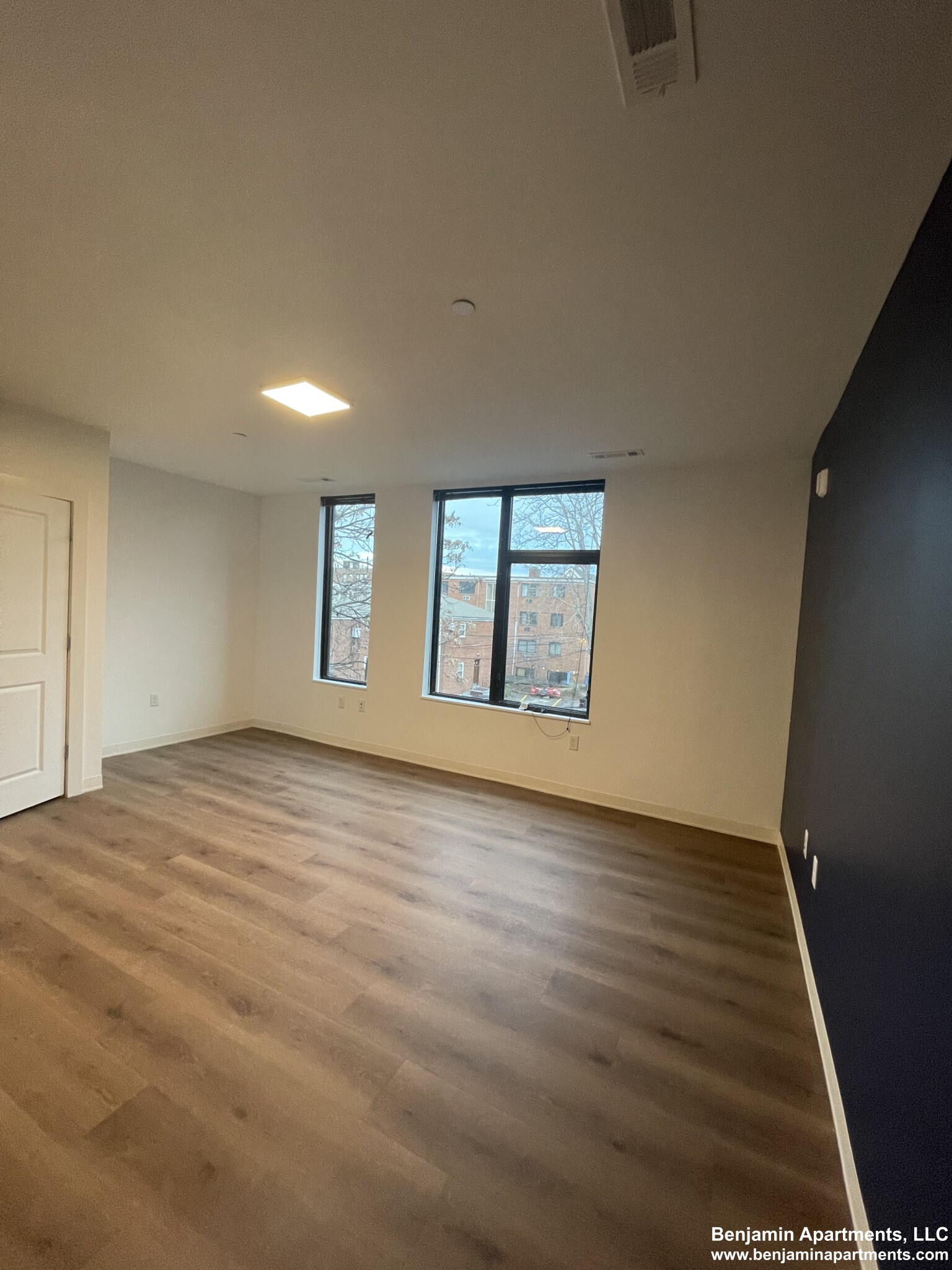 Studio bed, 1 bath apartment for rent at 89 Brighton Ave Unit 210E, Allston — photo 5 of 8