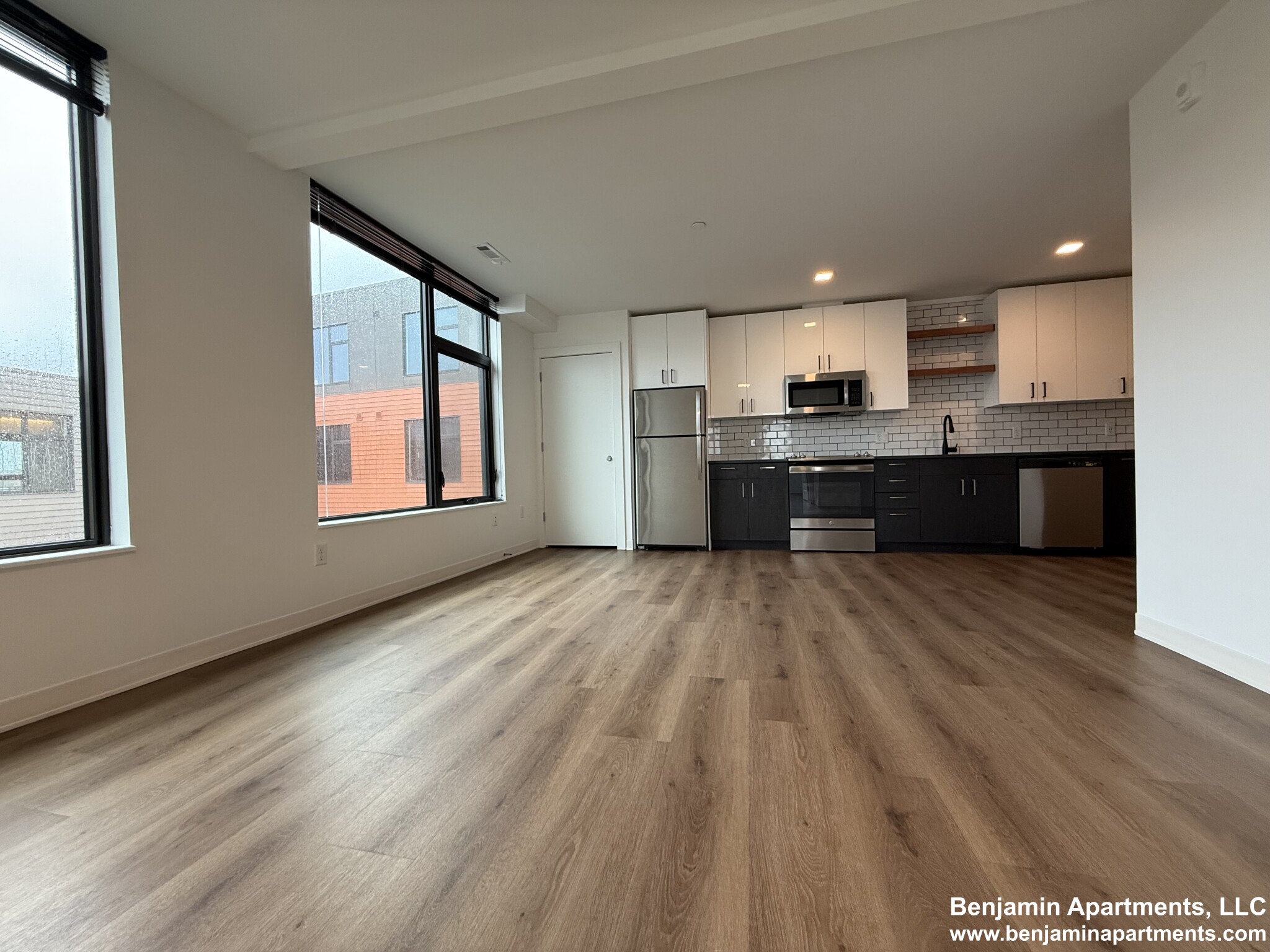 2 bed, 2 bath apartment for rent at 89 Brighton Ave Unit 527, Allston — photo 2 of 17