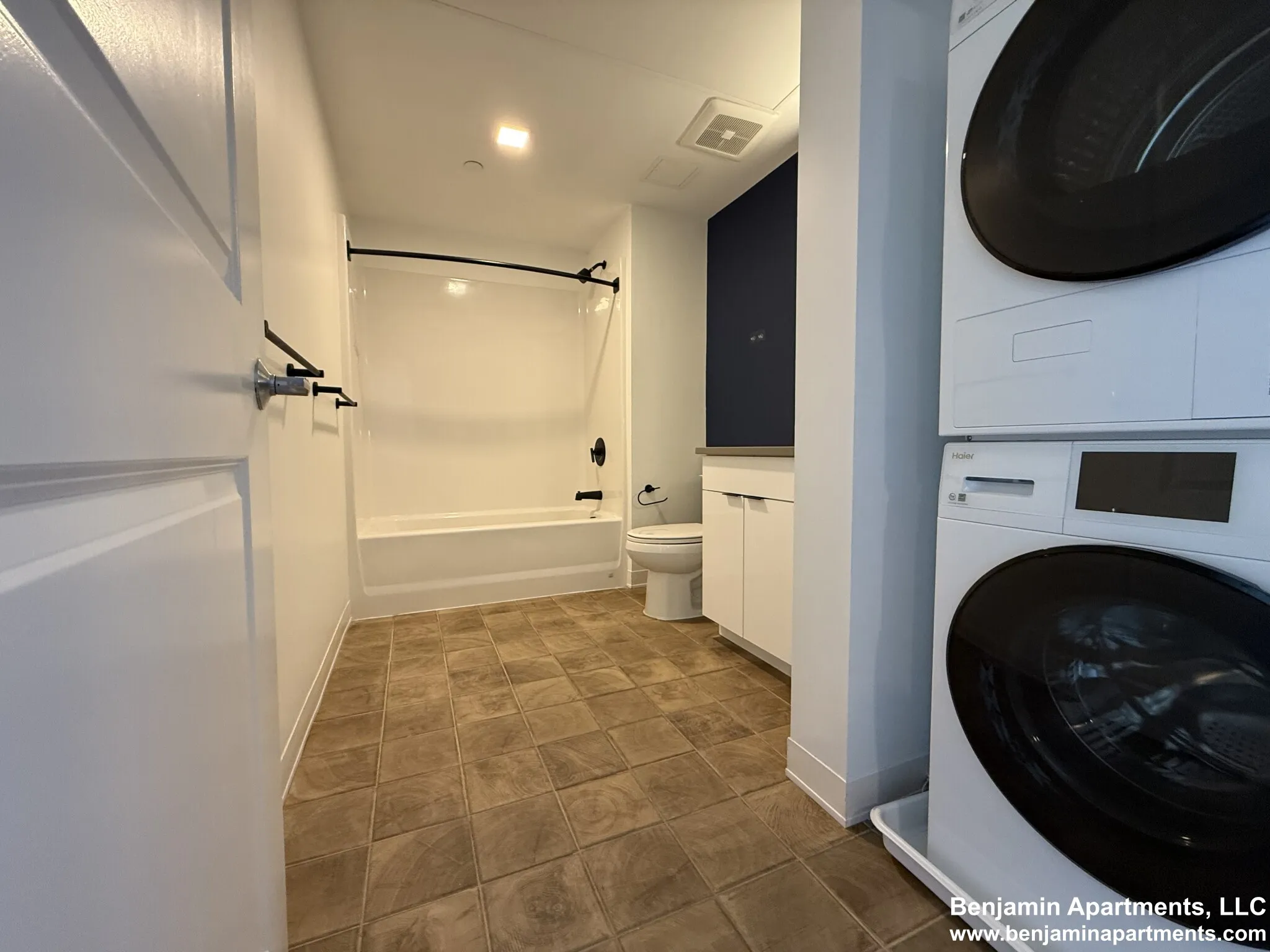 2 bed, 1 bath apartment for rent at 89 Brighton Ave Unit 604, Allston — photo 4 of 16