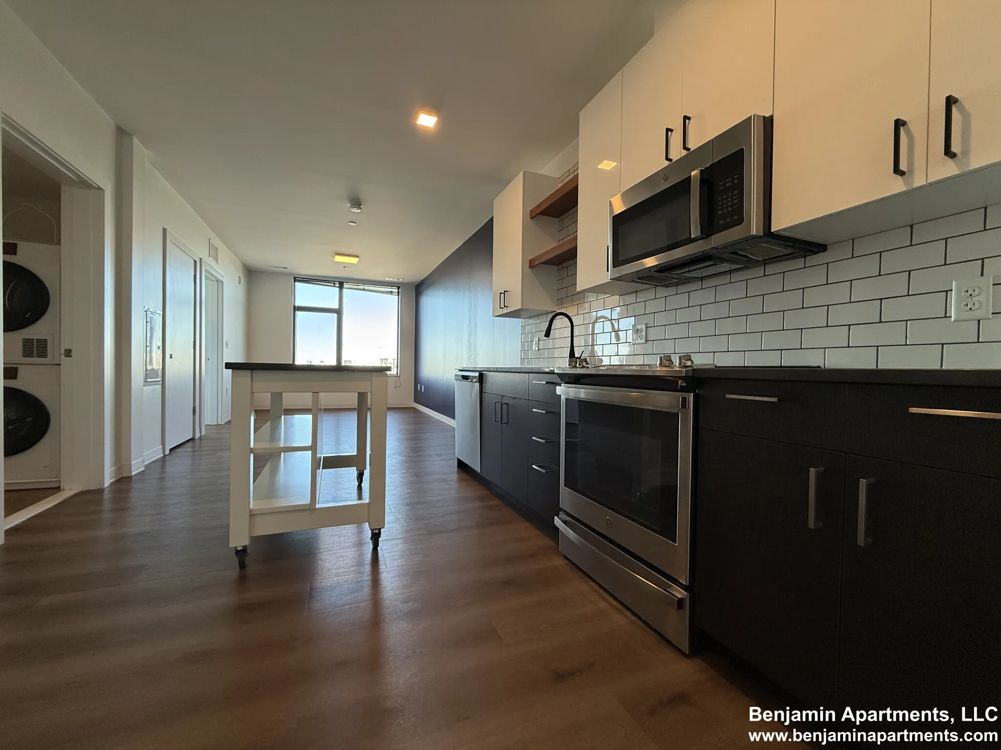 2 bed, 1 bath apartment for rent at 89 Brighton Ave Unit 604, Allston — photo 2 of 16