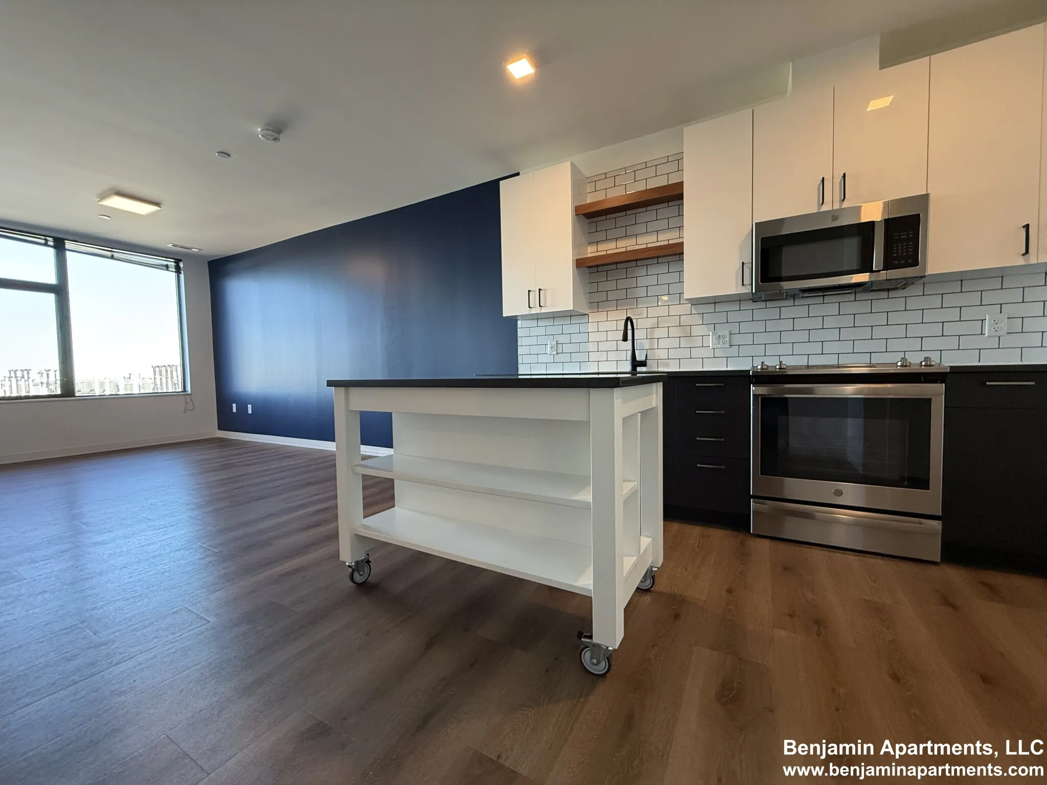 2 bed, 1 bath apartment for rent at 89 Brighton Ave Unit 604, Allston