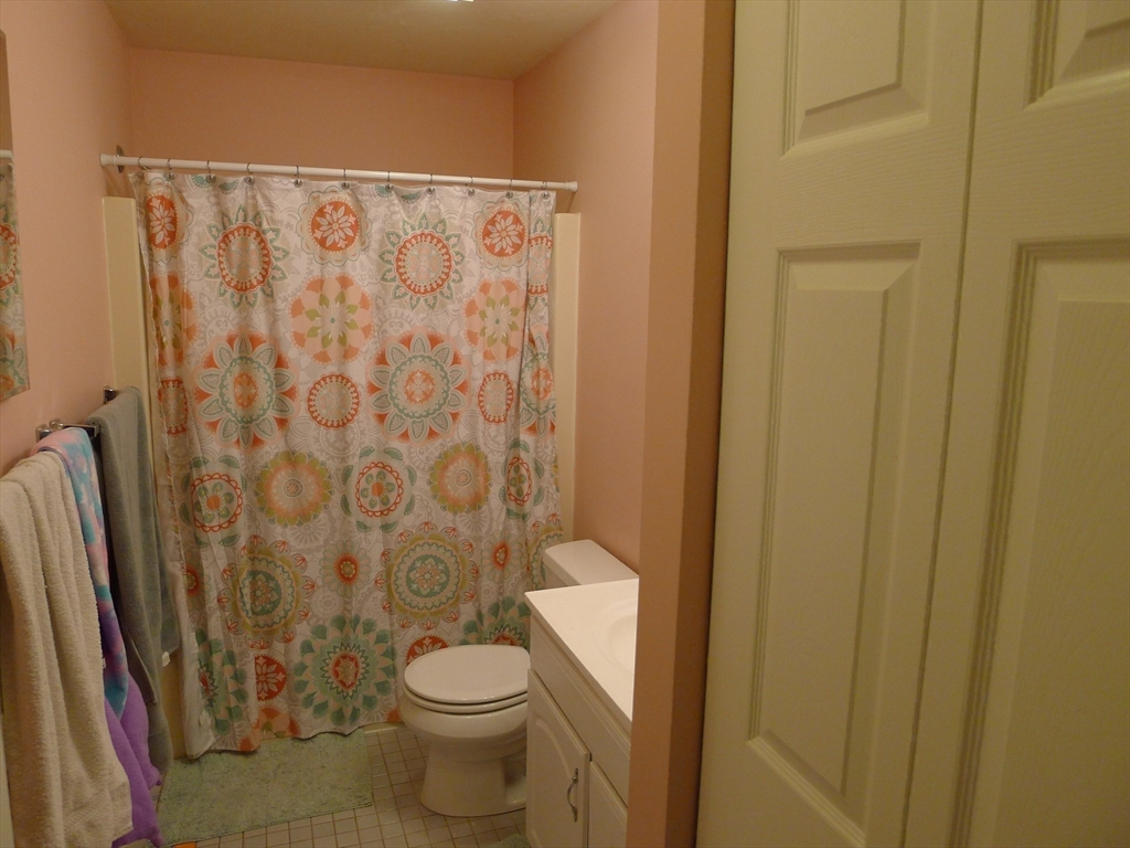 3 bed, 2 bath apartment for rent at 89 Brookdale Unit 89, Shrewsbury — photo 11 of 21