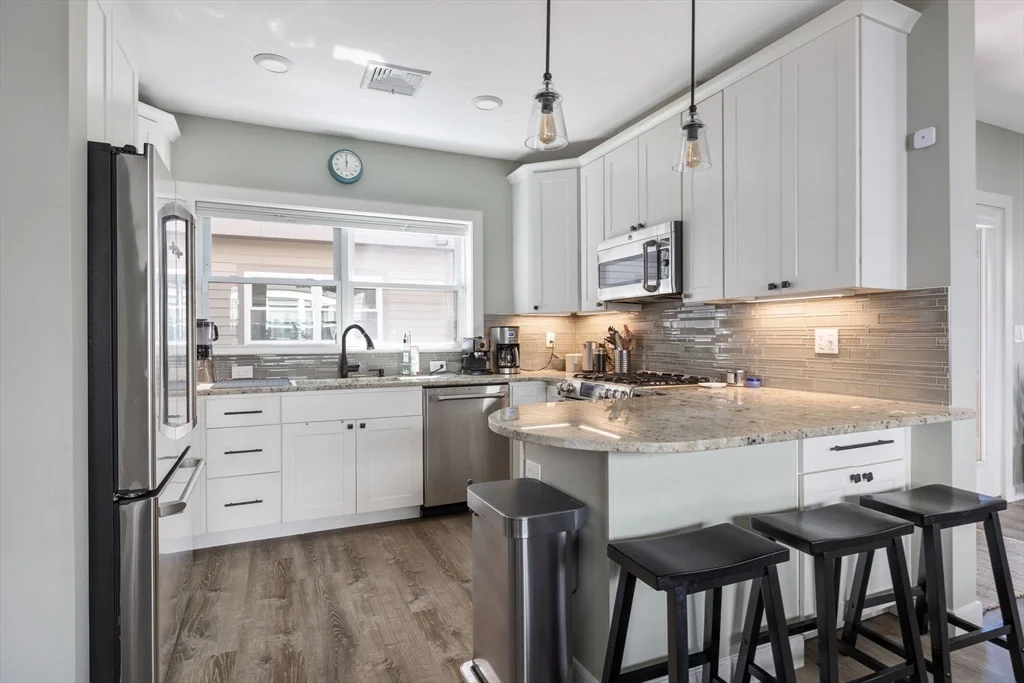 2 bed, 2 bath apartment for rent at 89 Brookley Rd Unit 1, Jamaica Plain — photo 9 of 20