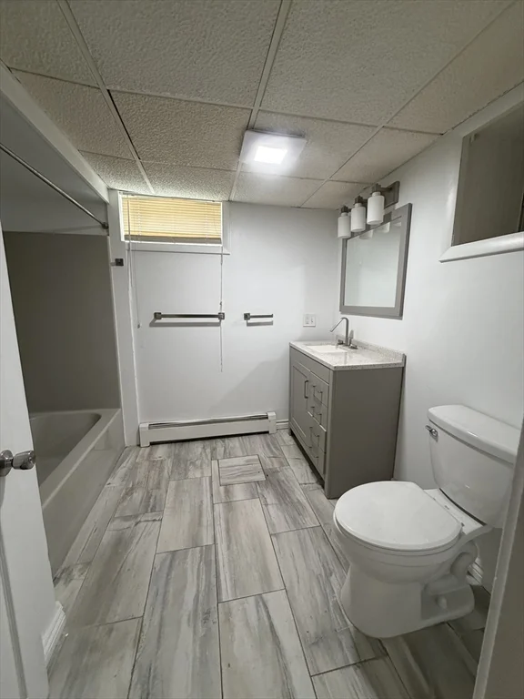 4 bed, 1 bath apartment for rent at 89 Bunker Hill Ave Unit 2, Lowell — photo 9 of 9