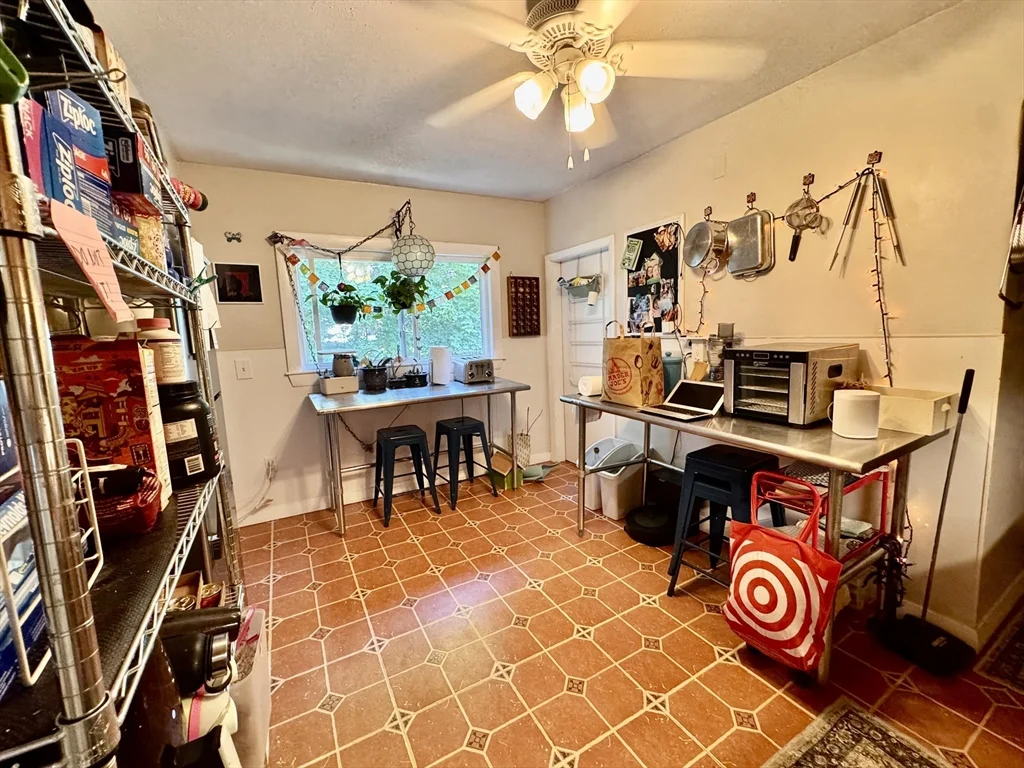 5 bed, 2 bath apartment for rent at 89 Burget Ave Unit 2, Tufts University — photo 8 of 28