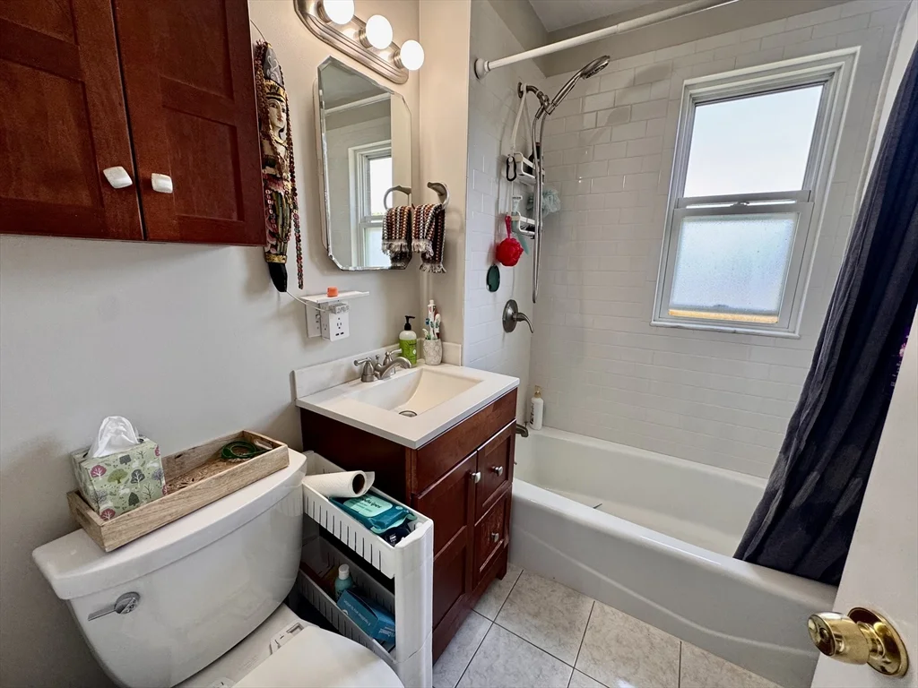 5 bed, 2 bath apartment for rent at 89 Burget Ave Unit 2, Tufts University — photo 11 of 28