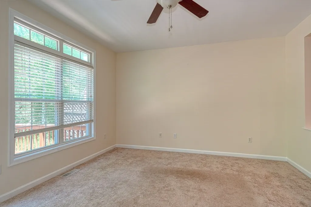 2 bed, 2 bath apartment for rent at 89 Buttercup Ln Unit 255, Grafton — photo 5 of 38
