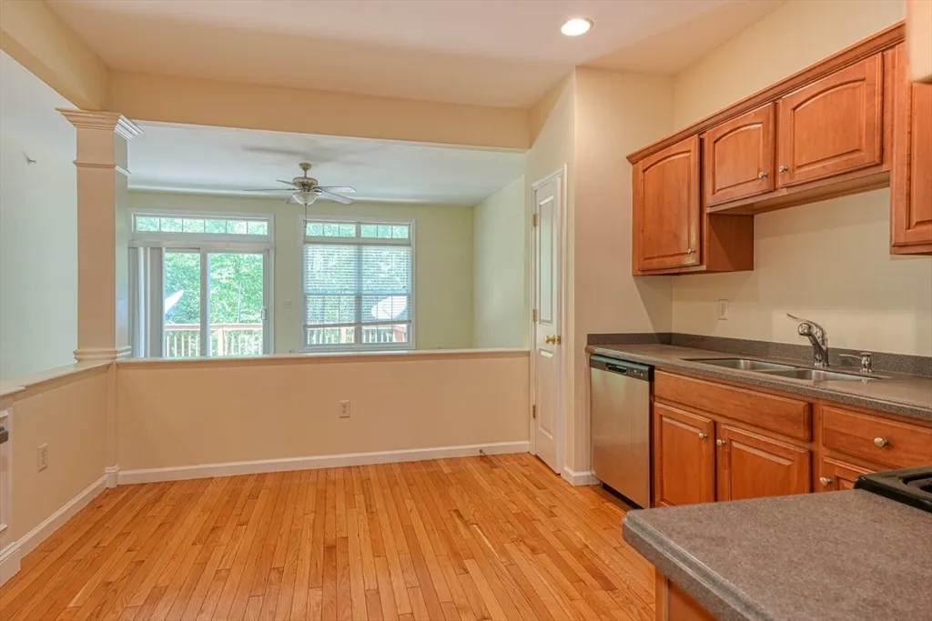 2 bed, 2 bath apartment for rent at 89 Buttercup Ln Unit 255, Grafton — photo 14 of 38
