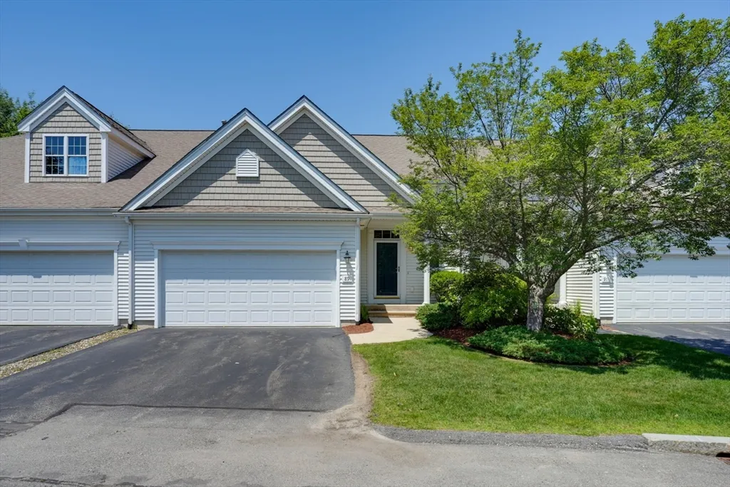 2 bed, 2 bath apartment for rent at 89 Buttercup Ln Unit 255, Grafton — photo 1 of 38