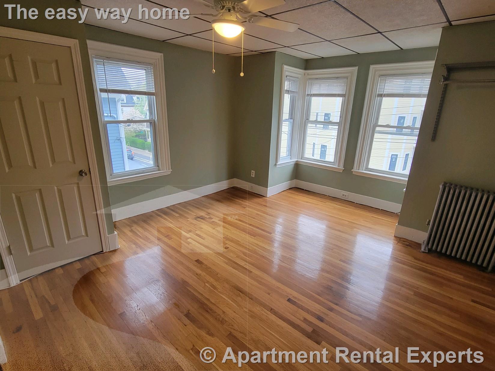 3 bed, 2 bath apartment for rent at 89 Cedar St Unit 2, Porter Square — photo 4 of 8
