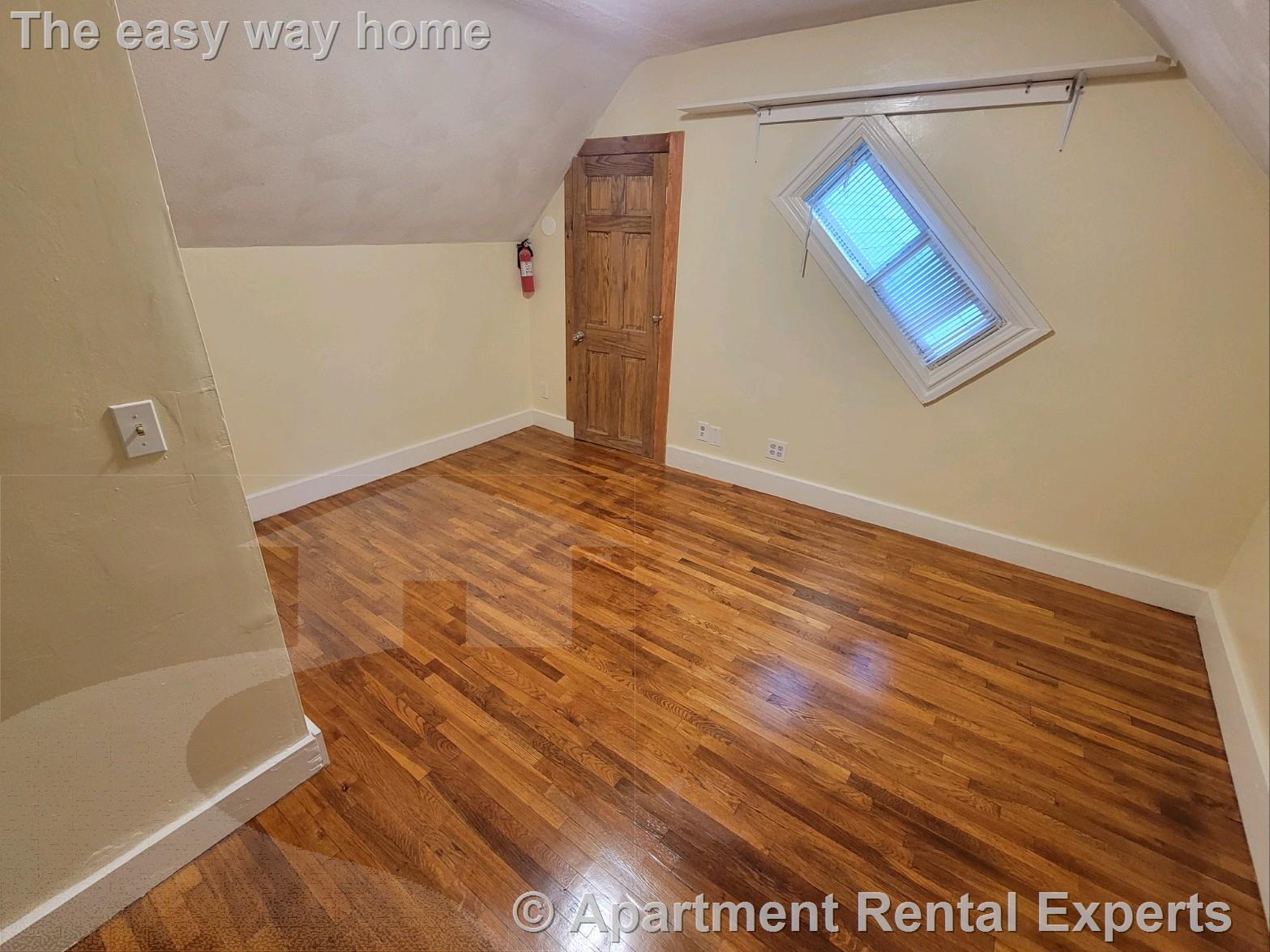 3 bed, 2 bath apartment for rent at 89 Cedar St Unit 2, Porter Square — photo 7 of 8