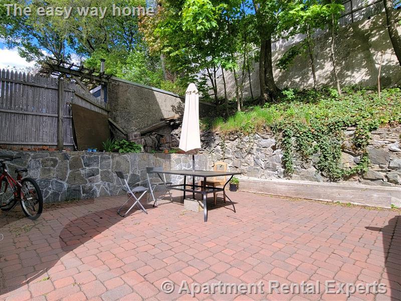 3 bed, 2 bath apartment for rent at 89 Cedar St Unit 2, Porter Square — photo 2 of 8