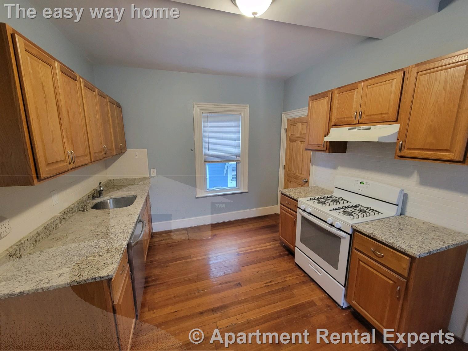 3 bed, 2 bath apartment for rent at 89 Cedar St Unit 2, Porter Square — photo 3 of 8