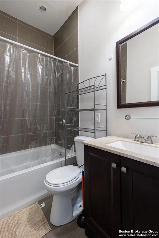 6 bed, 3 bath apartment for rent at 89 Cedar St Unit 2, Roxbury — photo 25 of 27