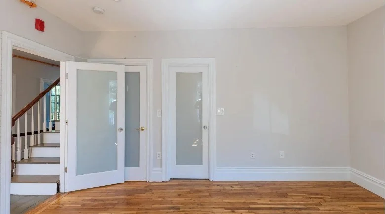 6 bed, 3 bath apartment for rent at 89 Cedar St Unit 2, Roxbury — photo 6 of 27