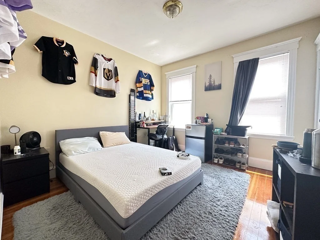 3 bed, 1 bath apartment for rent at 89 Claybourne St Unit 3, Dorchester — photo 5 of 18