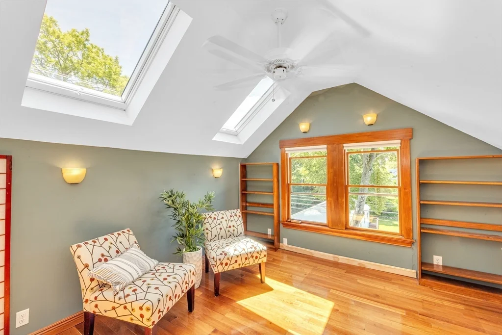 3 bed, 2 bath apartment for rent at 89 Dent St Unit 89, West Roxbury — photo 18 of 29