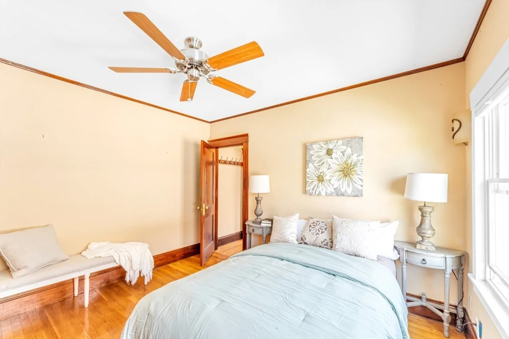 3 bed, 2 bath apartment for rent at 89 Dent St Unit 89, West Roxbury — photo 12 of 29