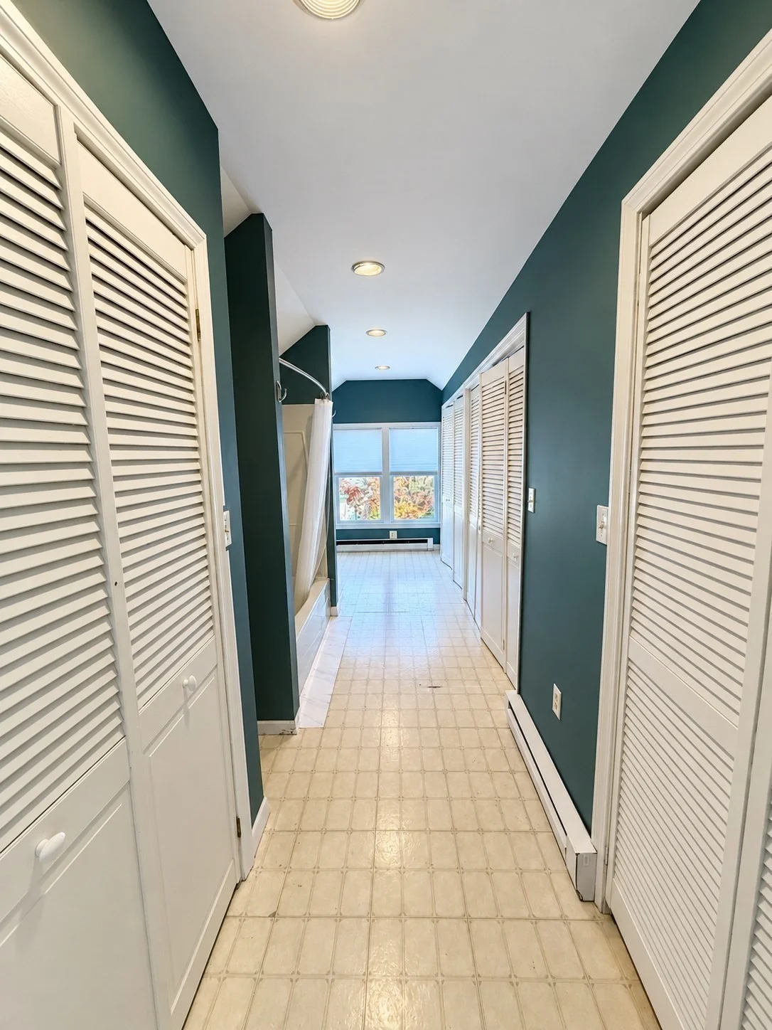 3 bed, 2 bath apartment for rent at 89 Dent Unit 89, West Roxbury — photo 15 of 19