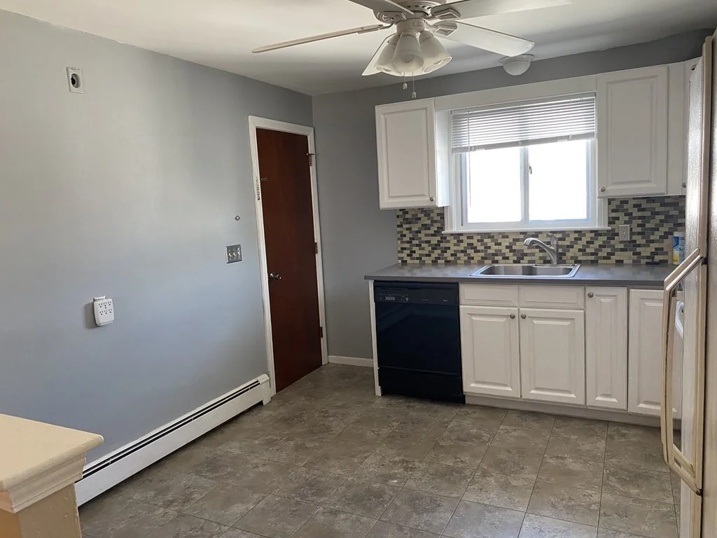 3 bed, 1 bath apartment for rent at 89 Duff St Unit 2, Watertown — photo 10 of 17