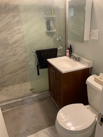 1 bed, 1 bath apartment for rent at 89 East Brookline St Unit 1, South End — photo 3 of 4