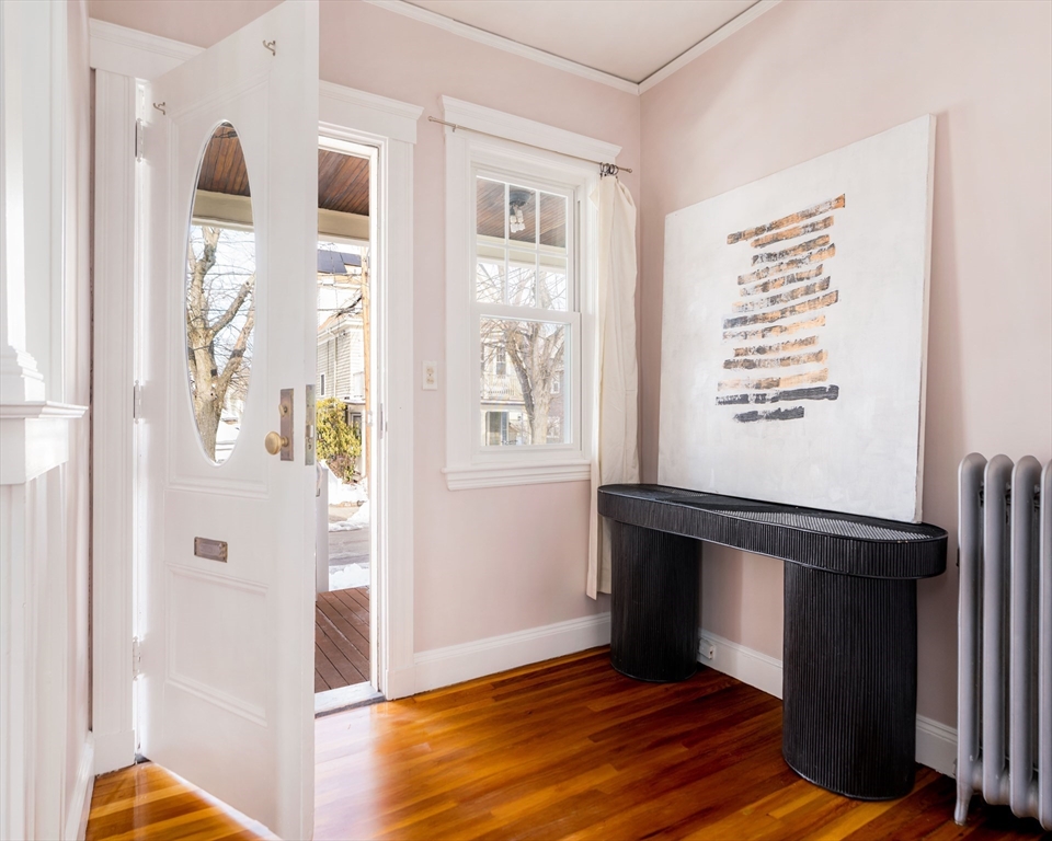 2 bed, 1 bath apartment for rent at 89 Grafton St Unit -, Arlington — photo 1 of 31