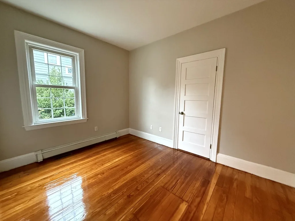 3 bed, 1 bath apartment for rent at 89 Grove St Unit 89, Belmont — photo 8 of 27