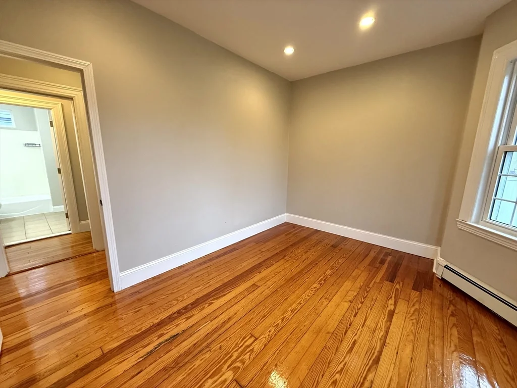 3 bed, 1 bath apartment for rent at 89 Grove St Unit 89, Belmont — photo 15 of 27