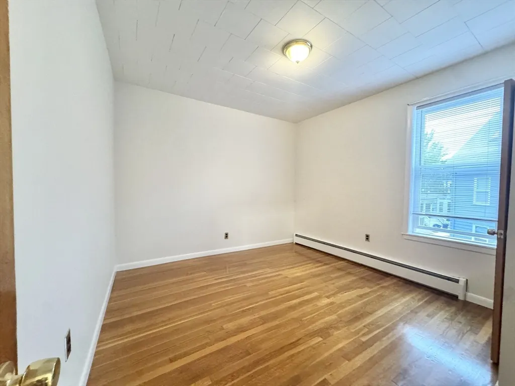 3 bed, 1 bath apartment for rent at 89 Hampshire St Unit B, Wellington-Harrington — photo 13 of 16