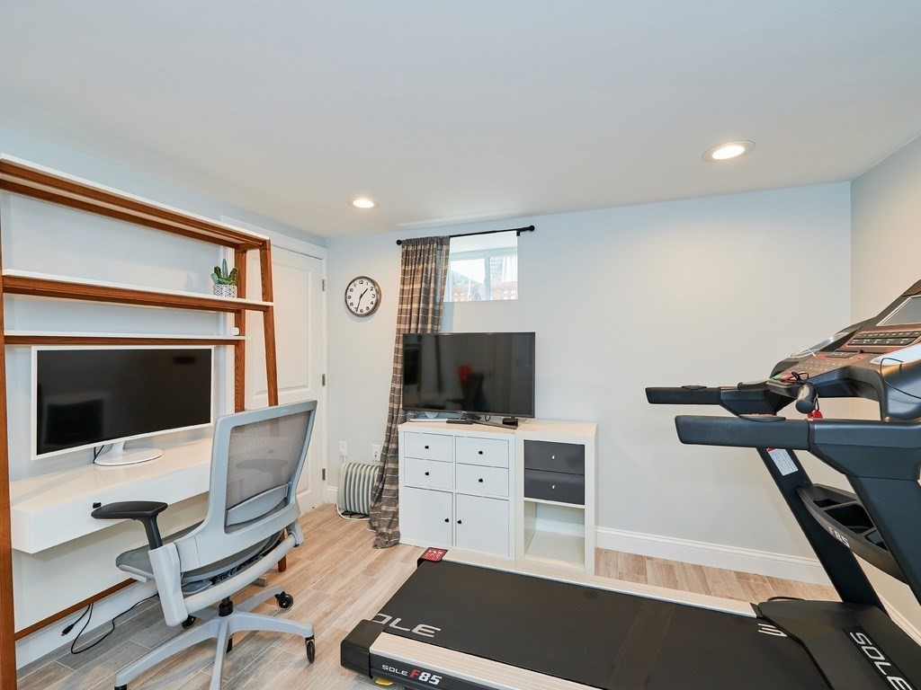 2 bed, 3 bath apartment for rent at 89 Jospehine Ave Unit 1, Somerville — photo 19 of 28