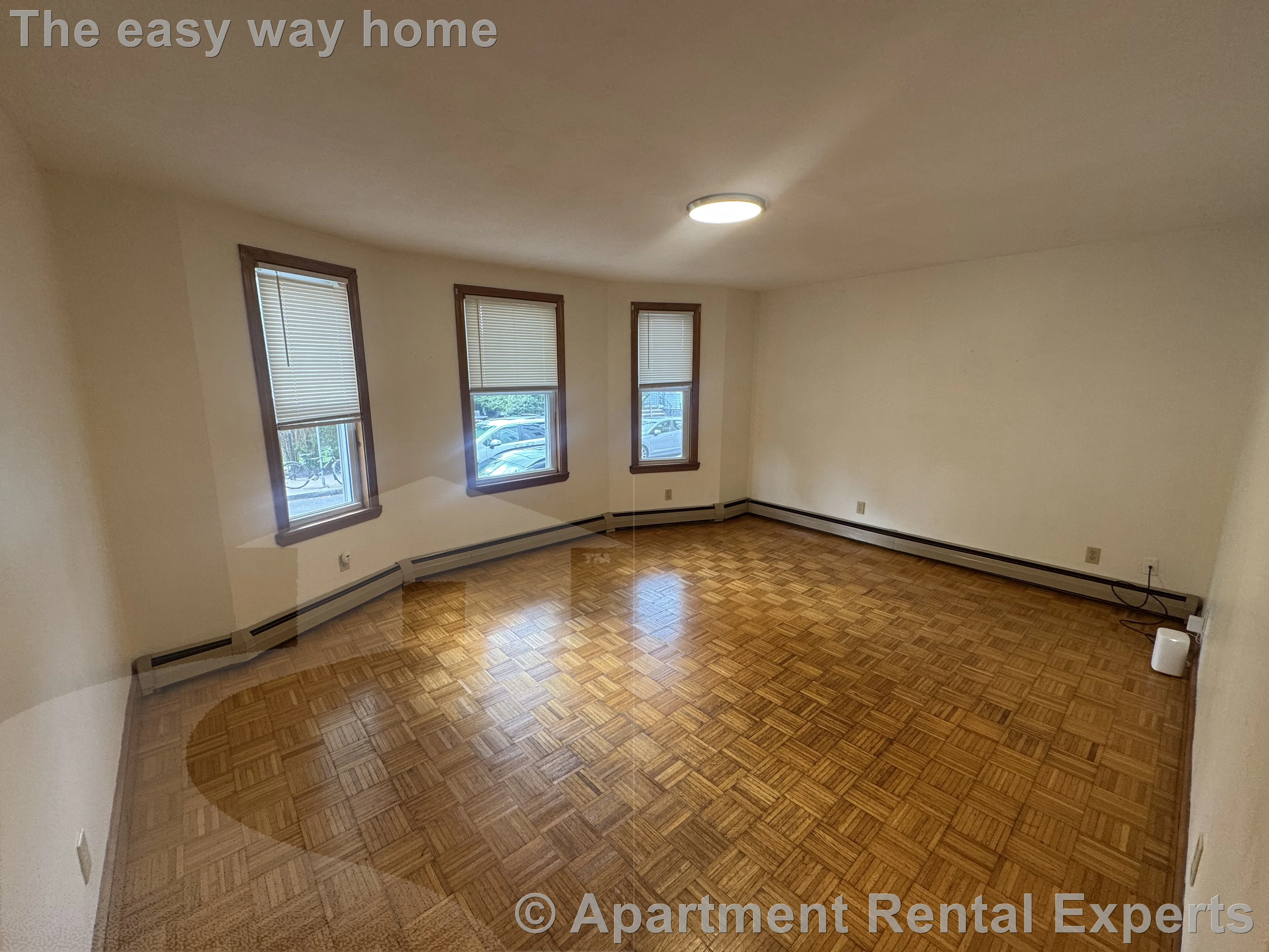 4 bed, 2 bath apartment for rent at 89 Lincoln St, Wellington-Harrington — photo 2 of 19