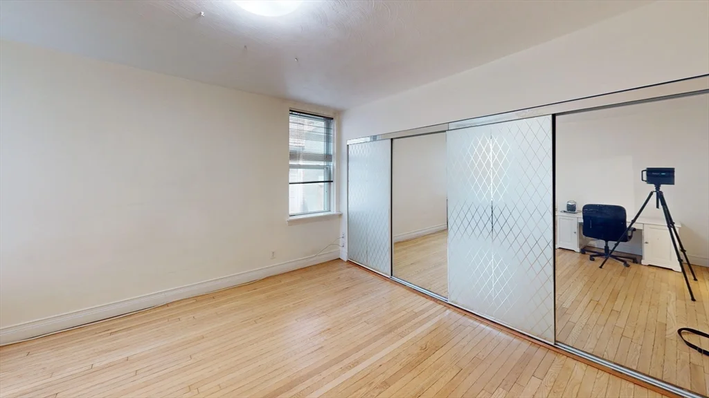 3 bed, 2 bath apartment for rent at 89 Mason Terr Unit A, Coolidge Corner — photo 8 of 11