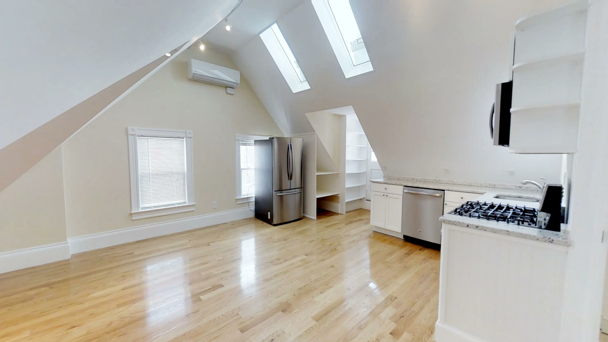 4 bed, 2 bath apartment for rent at 89 Morrison Ave Unit 02L, Powder House Square — photo 2 of 29