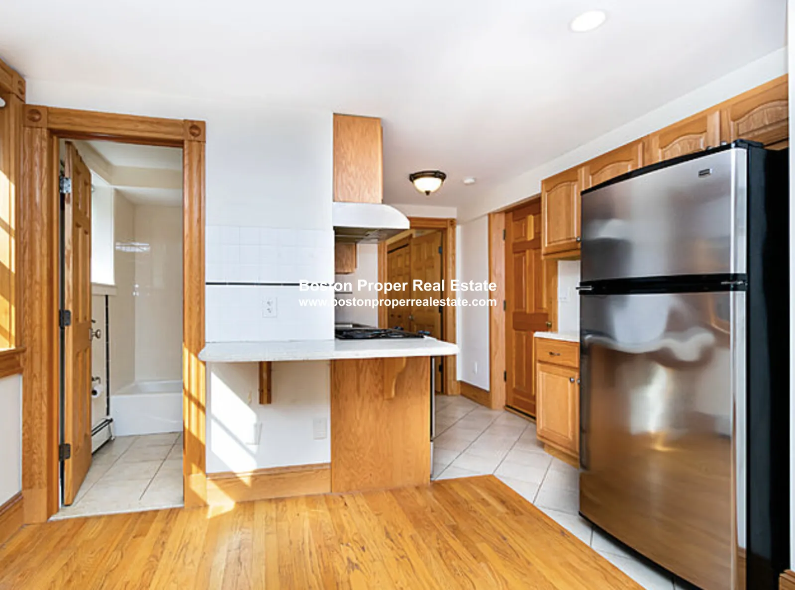 1 bed, 1 bath apartment for rent at 89 Myrtle St Unit 1, Beacon Hill