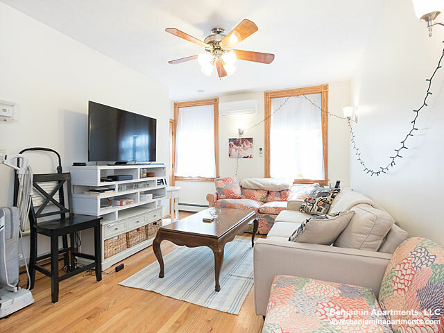 2 bed, 1 bath apartment for rent at 89 Myrtle St Unit 1F, Beacon Hill — photo 23 of 28