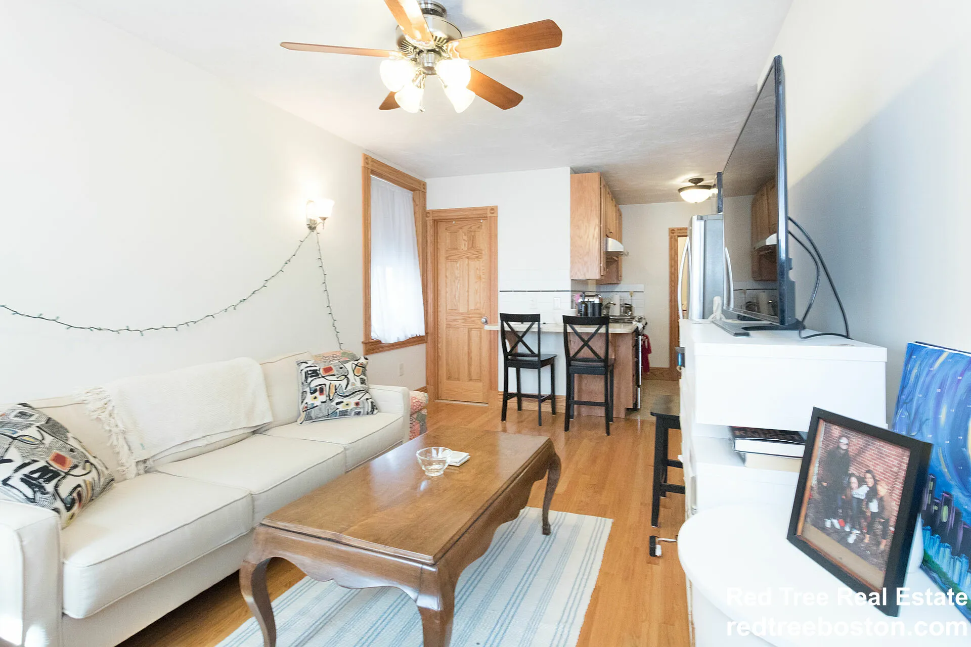 2 bed, 1 bath apartment for rent at 89 Myrtle St Unit 4, Beacon Hill — photo 3 of 8