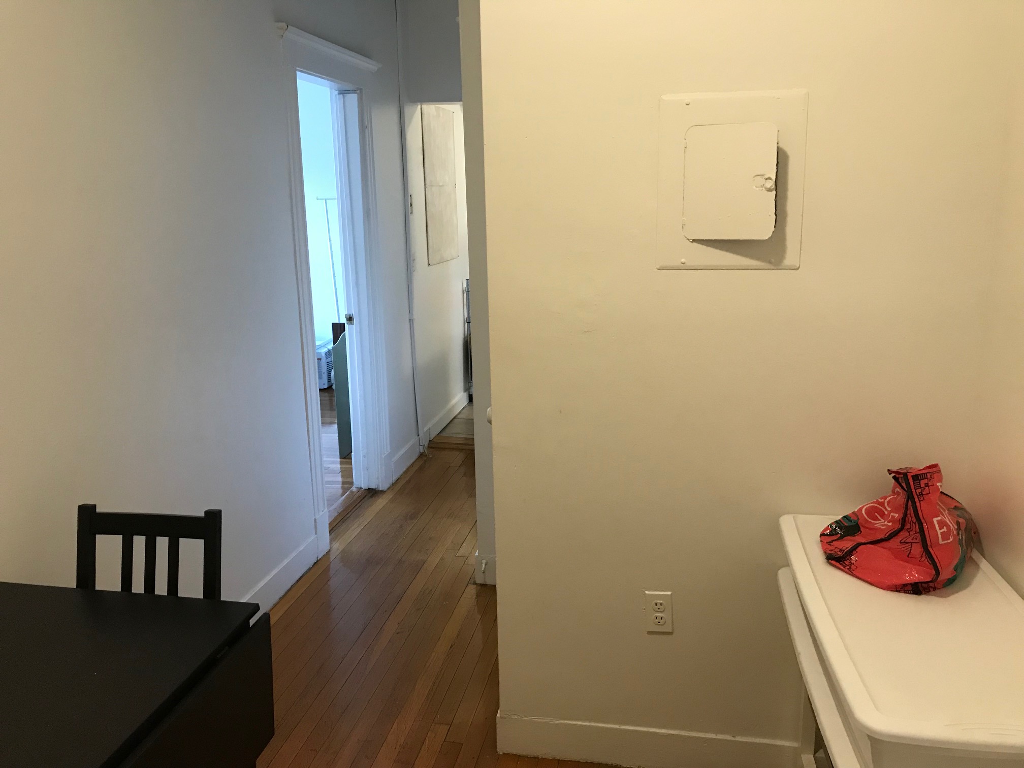 1 bed, 1 bath apartment for rent at 89 Park Dr Unit 16, Fenway — photo 3 of 8