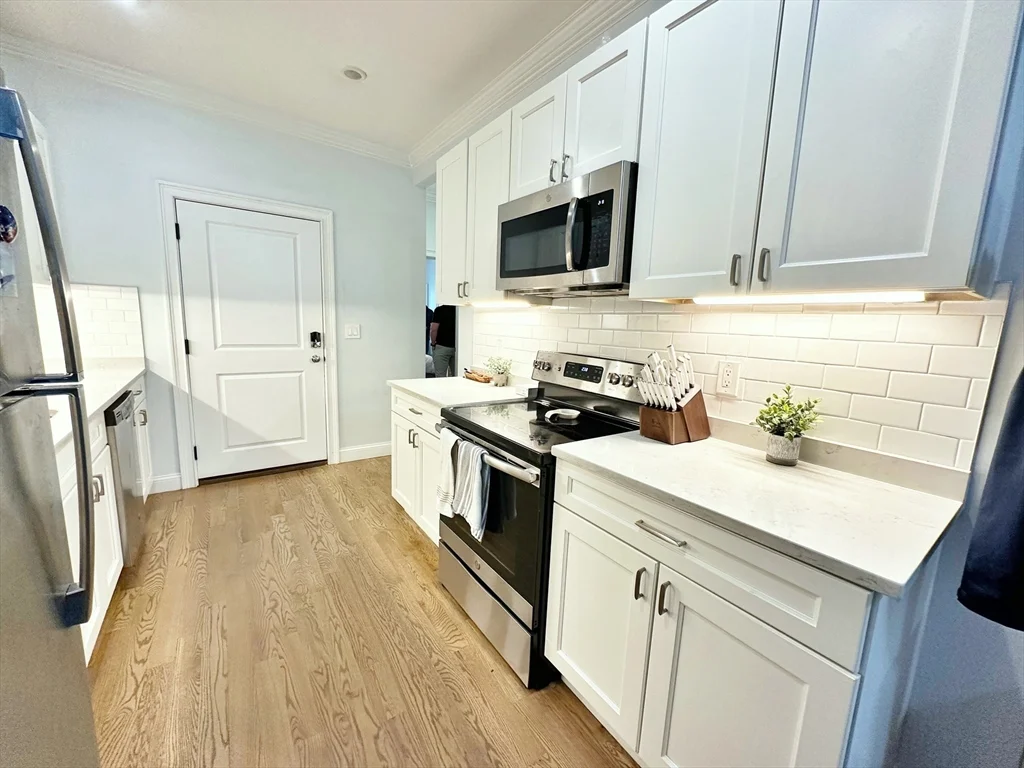 2 bed, 1 bath apartment for rent at 89 Princeton St Unit 1, East Boston — photo 3 of 13