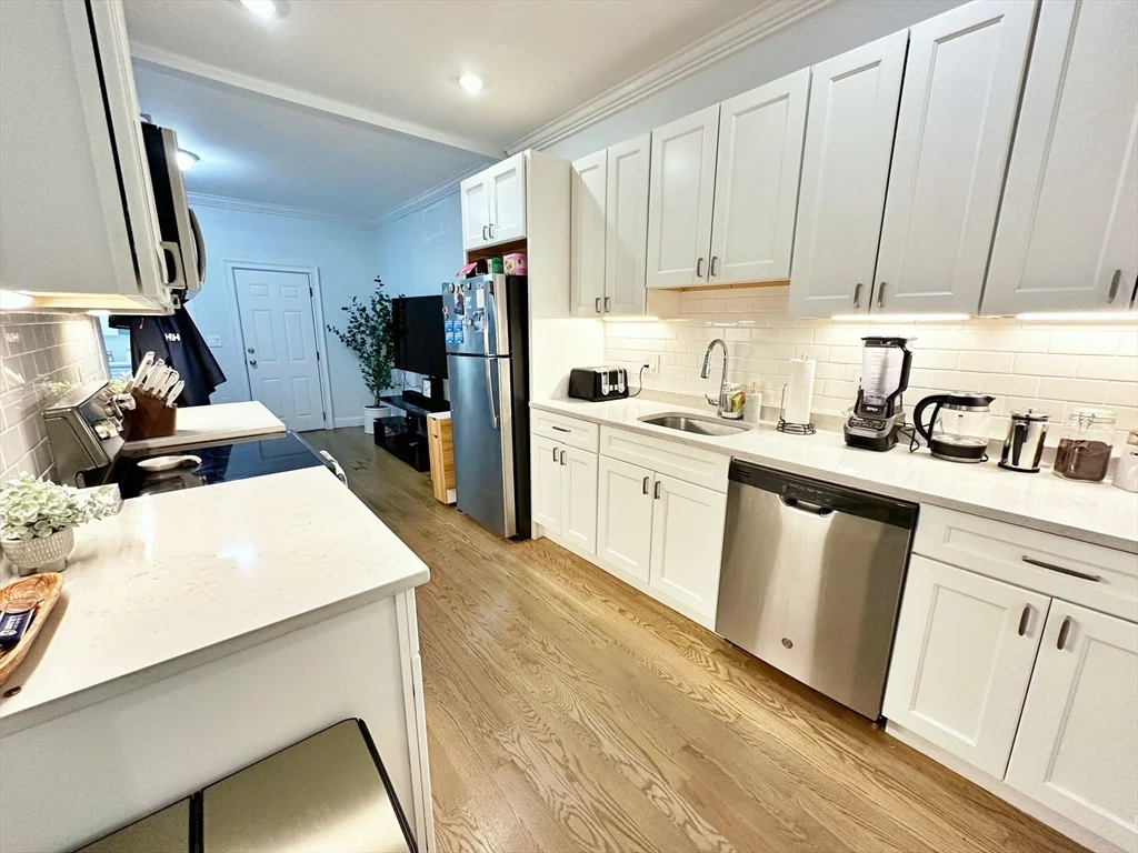 2 bed, 1 bath apartment for rent at 89 Princeton St Unit 1, East Boston — photo 6 of 13
