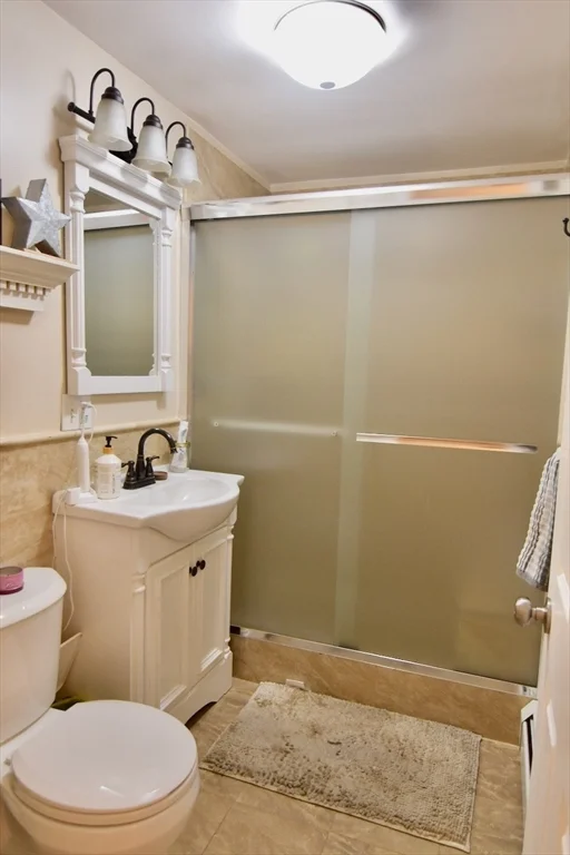 3 bed, 1 bath apartment for rent at 89 Savin Hill Unit 3, Dorchester — photo 6 of 21